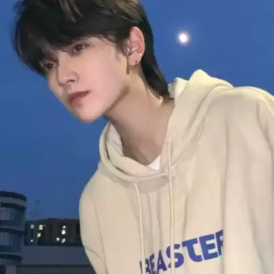 阚旦娅